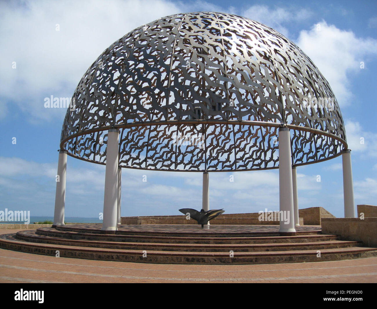 Geraldton, Western Australia - Marzo 2, 2018: memoriale progettato per commemorare la perdita di tutti i 645 vive HMAS Sydney II nel 1941 con una cupola che è un Foto Stock