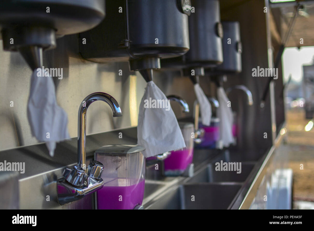 Shelton, Washington DC, Stati Uniti d'America. Il 15 agosto 2018. Incendio Campo Base e operazioni di incidente per il fuoco di acero in Shelton Washington. Prese con media access e un pio escort Agosto 15 2018 Credit: Shawna Whelan/Alamy Live News Foto Stock