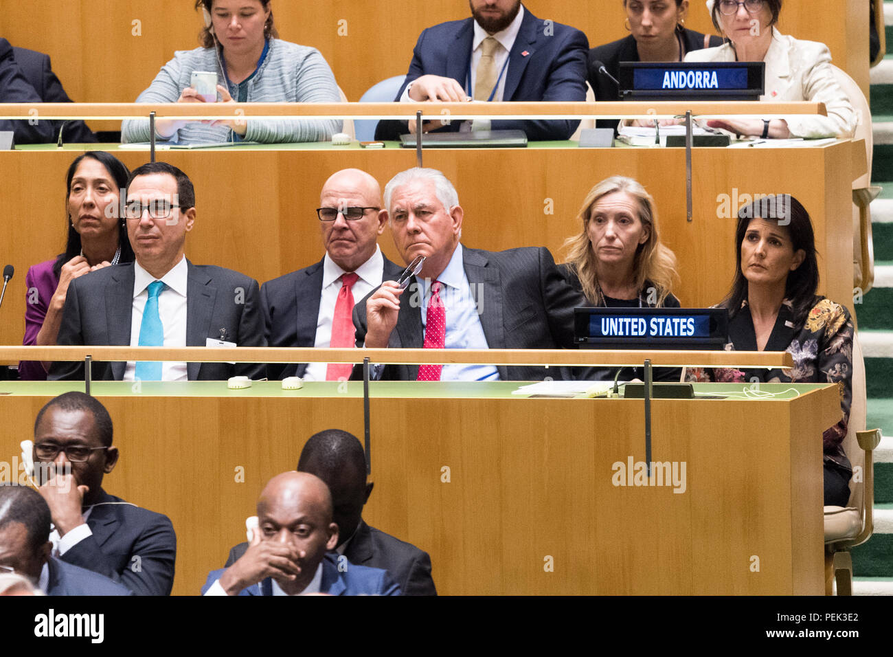 Steven Mnuchin, H.R. McMaster, Rex Tillerson e Nikki Haley all'Assemblea generale delle Nazioni Unite a New York City, NY il 19 settembre 2017. Foto Stock