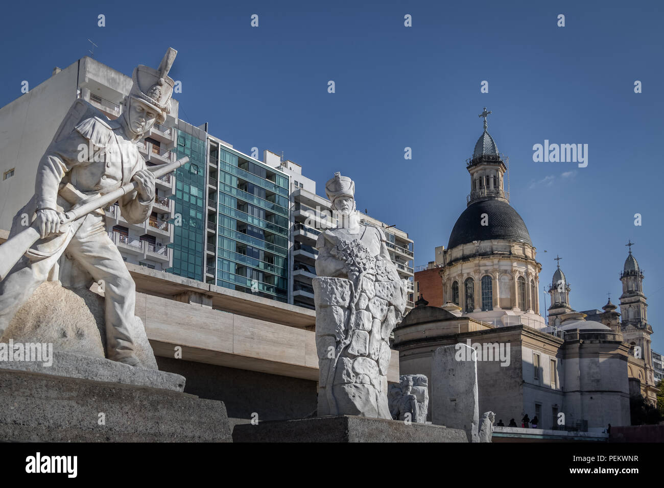 Lola Mora soldato sculture a bandiera nazionale Memorial (Monumento Nacional a la Bandera) - Rosario, Santa Fe, Argentina Foto Stock