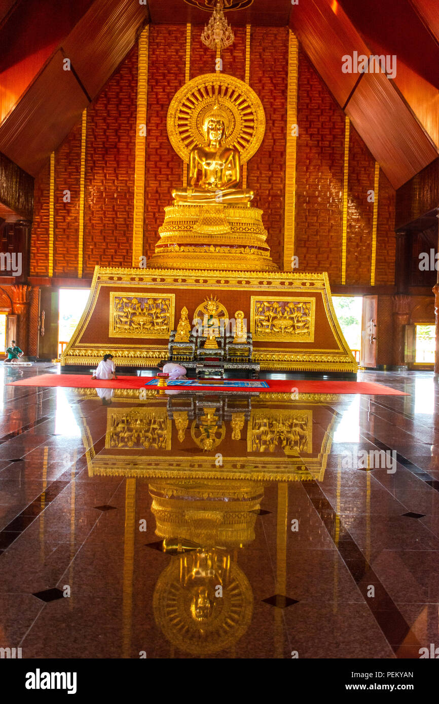 Tempio di Ubon Ratchathani provincia nord-est (ISAN) Regione, Thailandia Foto Stock