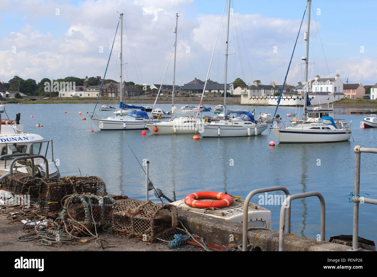 NEWTON STEWART, Scozia, 18 luglio 2018: Il pittoresco porto all'Isola di Whithorn, vicino a Newton Stewart in Dumfries e Galloway. Foto Stock