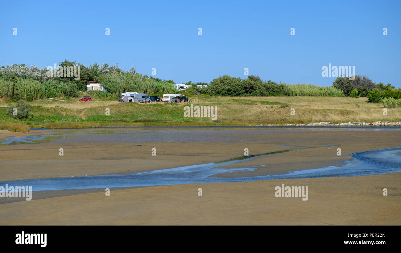 Spazio Aperto Campeggio Sulla Famosa Spiaggia Di Regine In