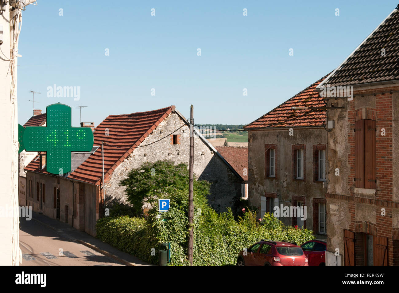 Segno della temperatura lettura 41 gradi Celsius, Etoges, Francia Foto Stock