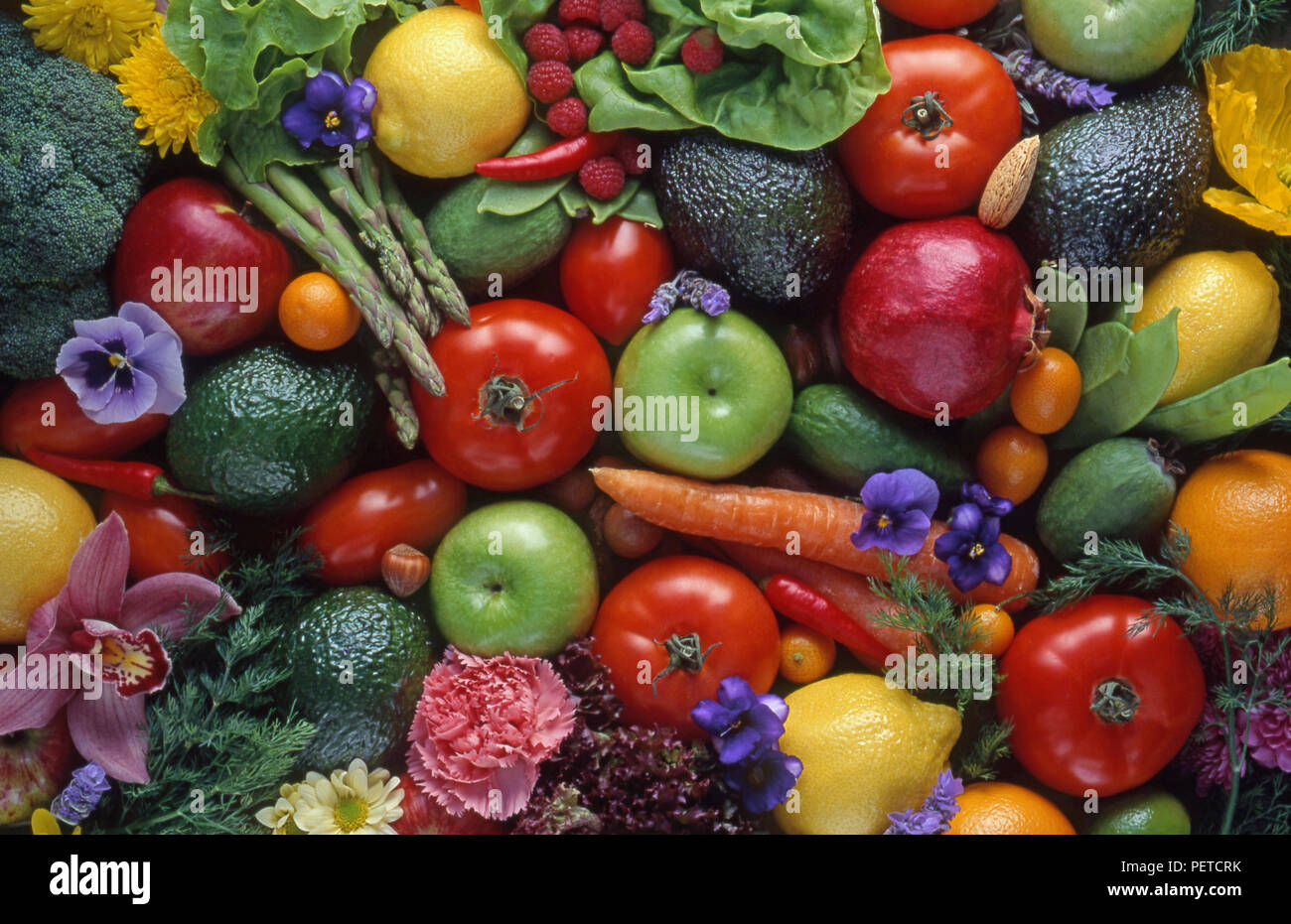 Raccolta di frutta, verdura e fiori. Foto Stock