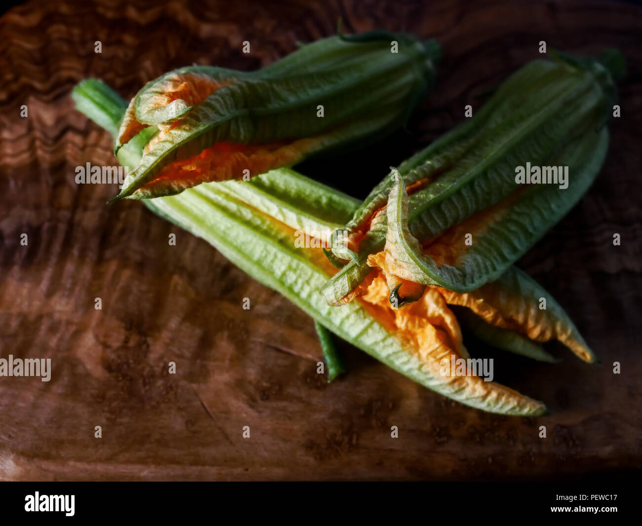 fiori di zucca Foto Stock