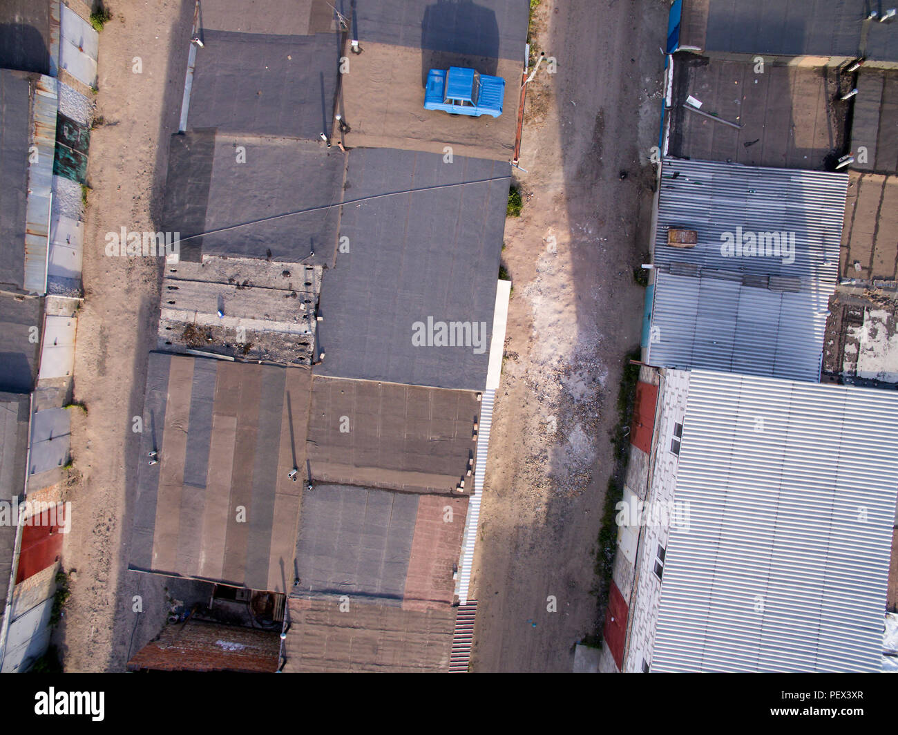 Il tetto del garage, vista dall'alto Foto Stock