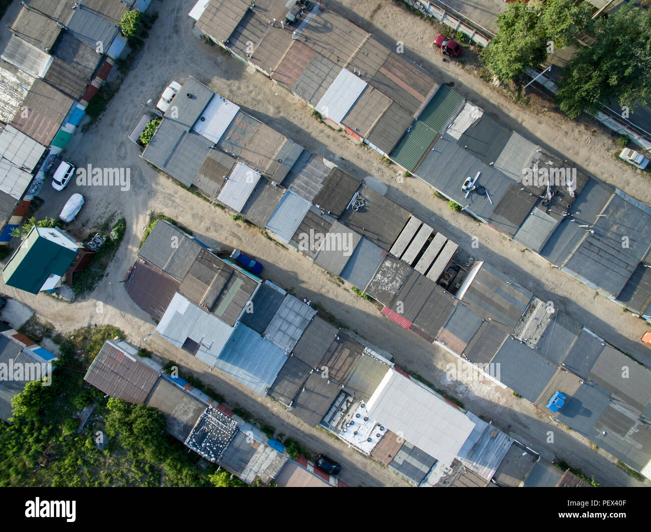 Il tetto del garage, vista dall'alto Foto Stock