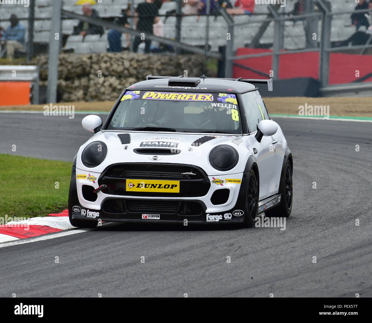 Sam Weller, Mini F56 JCW, Mini Sfida, DTM gara incontro, Deutsche Tourenwagen Masters, Circuito del Grand Prix, Brands Hatch, Kent, Inghilterra, XI XII UN Foto Stock