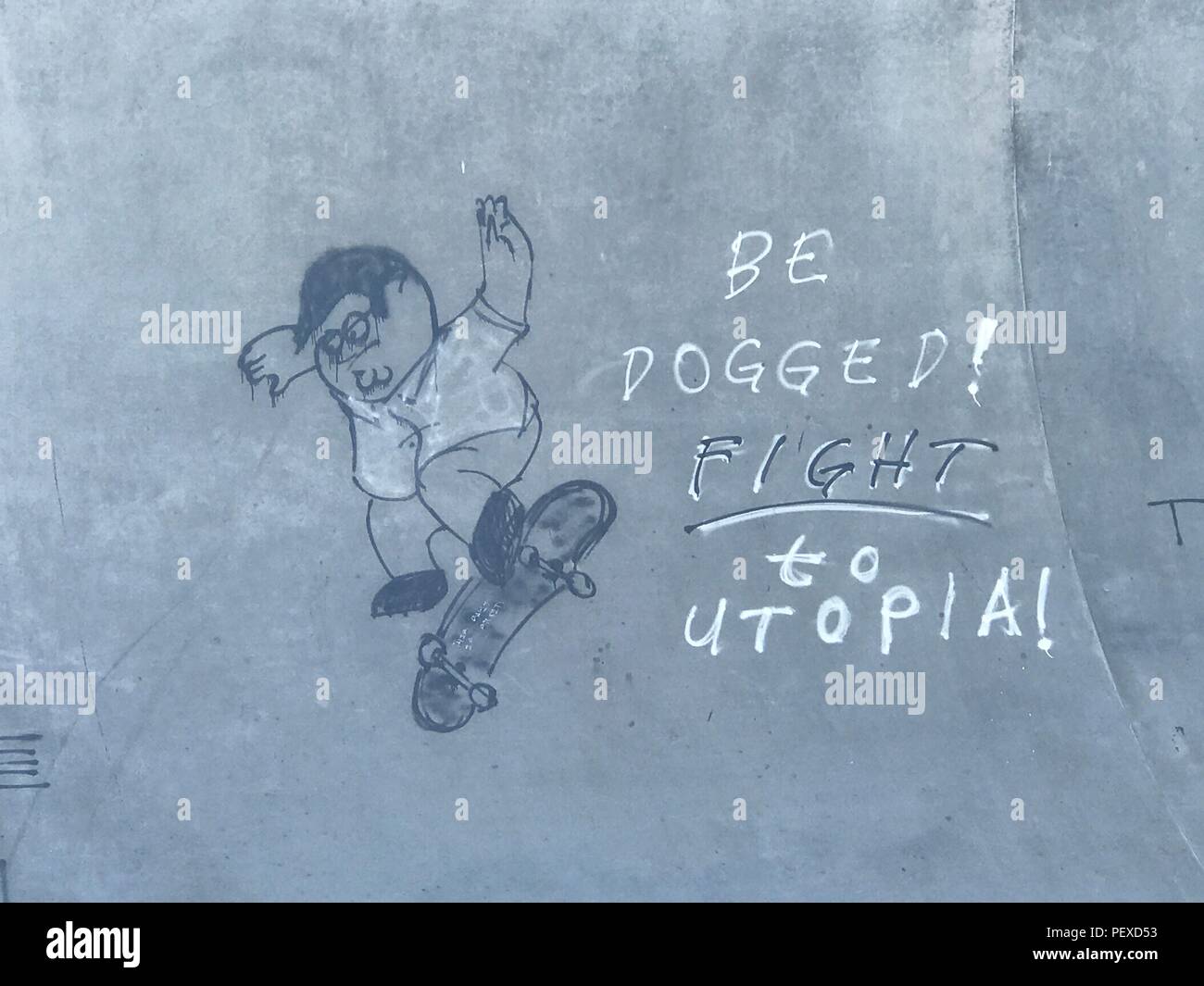 Arte di strada a skate park a Seattle, WA. Sconosciuto artista originale.  Sembra apparire come Peter Griffin dal Family Guy Foto stock - Alamy