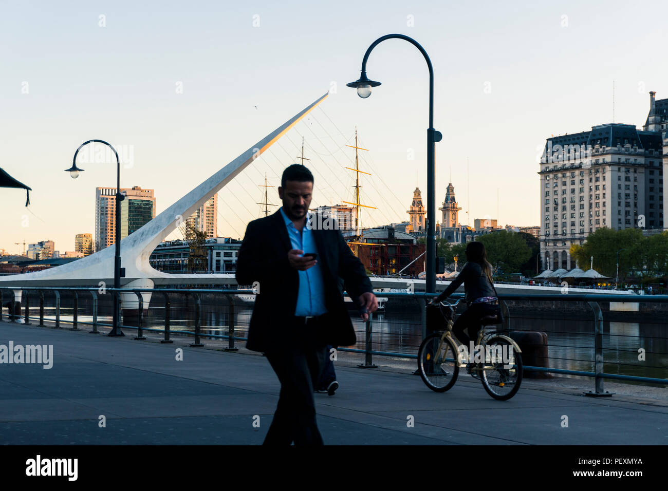 Puente de la Mujer bridge, Buenos Aires, Argentina Foto Stock