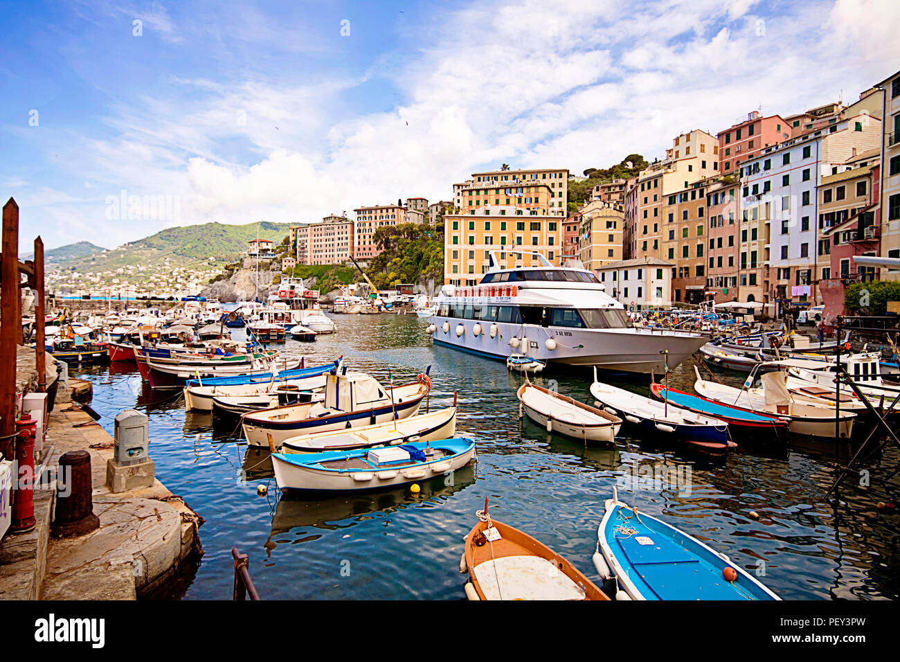 CAMOGLI, Italia - maggio 13,2013 porto di Camogli, fisher village vicino a Genova sulla costa ligure Foto Stock