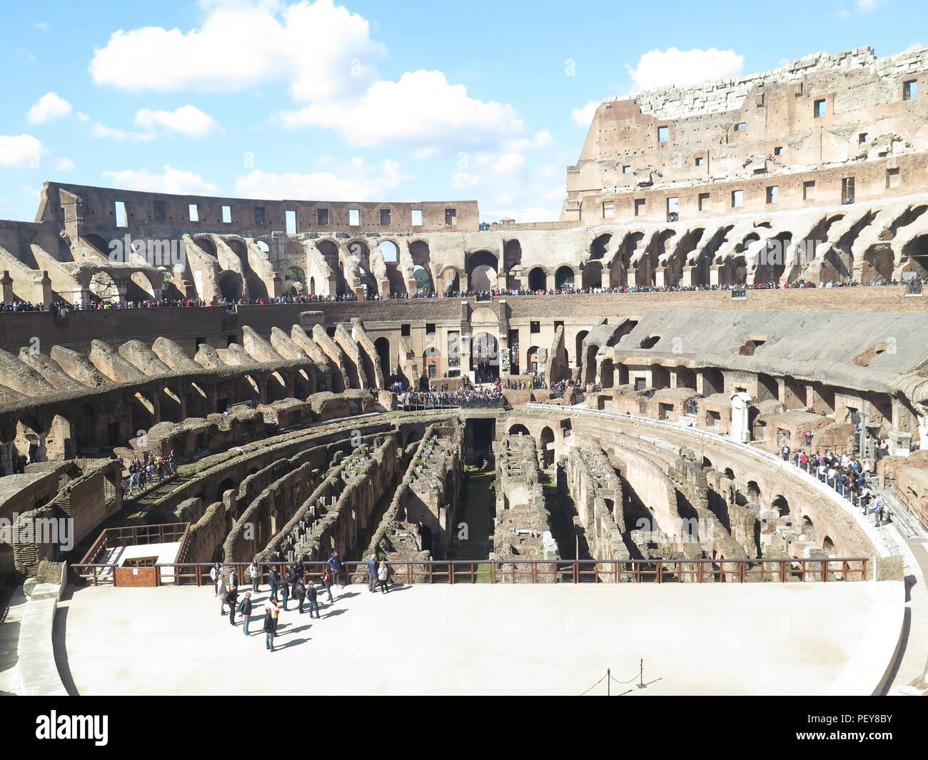 All'interno del Colosseo a Roma Foto Stock