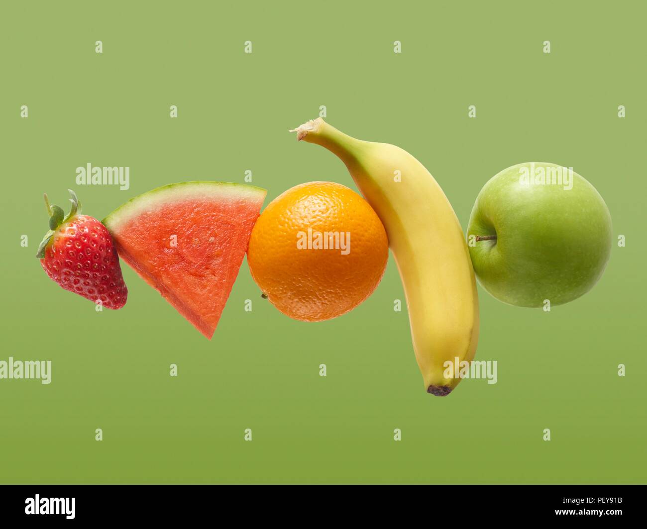 Frutta fresca in una fila. Foto Stock