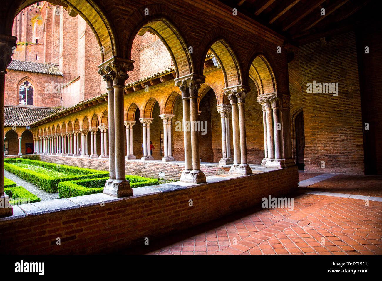 Il chiostro del convento des giacobini in Toulouse Francia Foto Stock