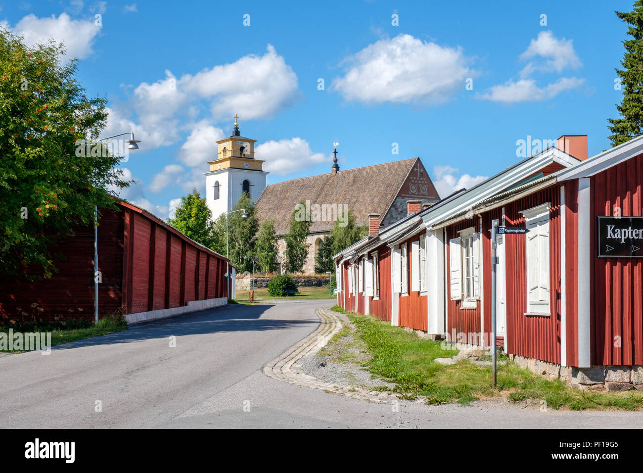 Chiesa di Gammelstad città al di fuori di Luleå in Svezia settentrionale. La chiesa risale al medioevo ed è un sito Patrimonio Mondiale dell'UNESCO. Foto Stock