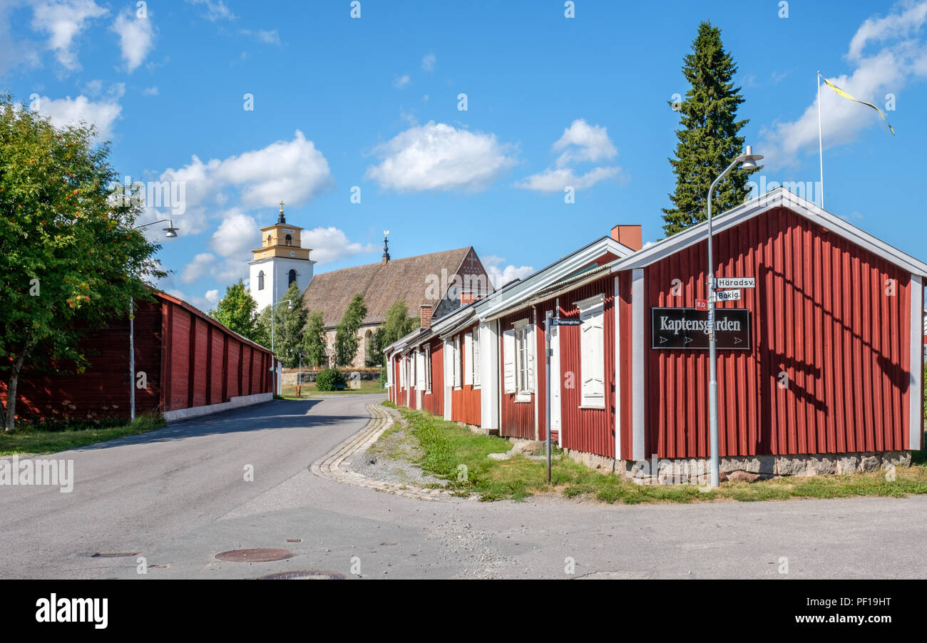 Chiesa di Gammelstad città al di fuori di Luleå in Svezia settentrionale. La chiesa risale al medioevo ed è un sito Patrimonio Mondiale dell'UNESCO. Foto Stock