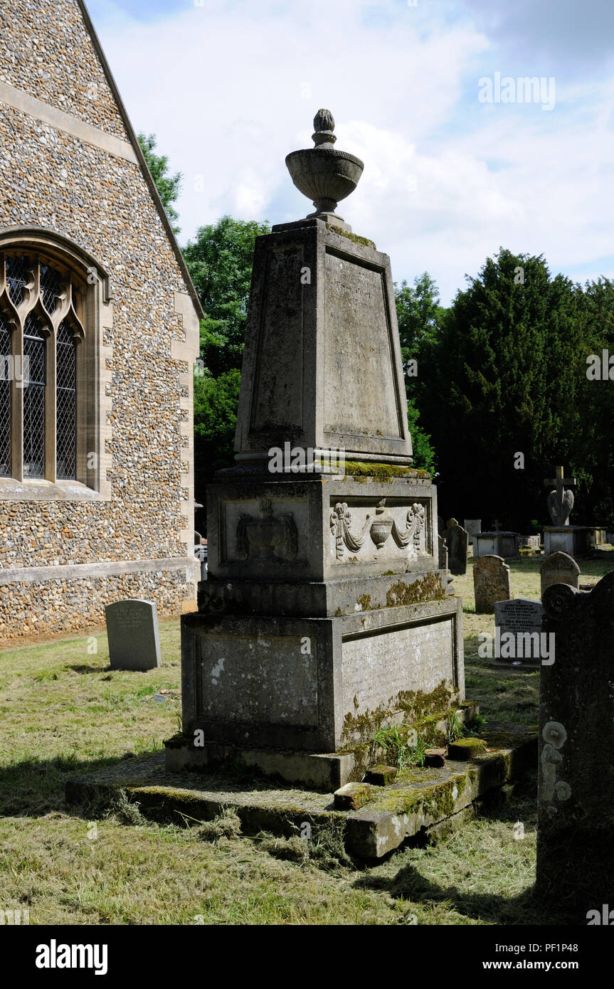 Tomba monumento, Hertingfordbury, Hertfordshire Foto Stock