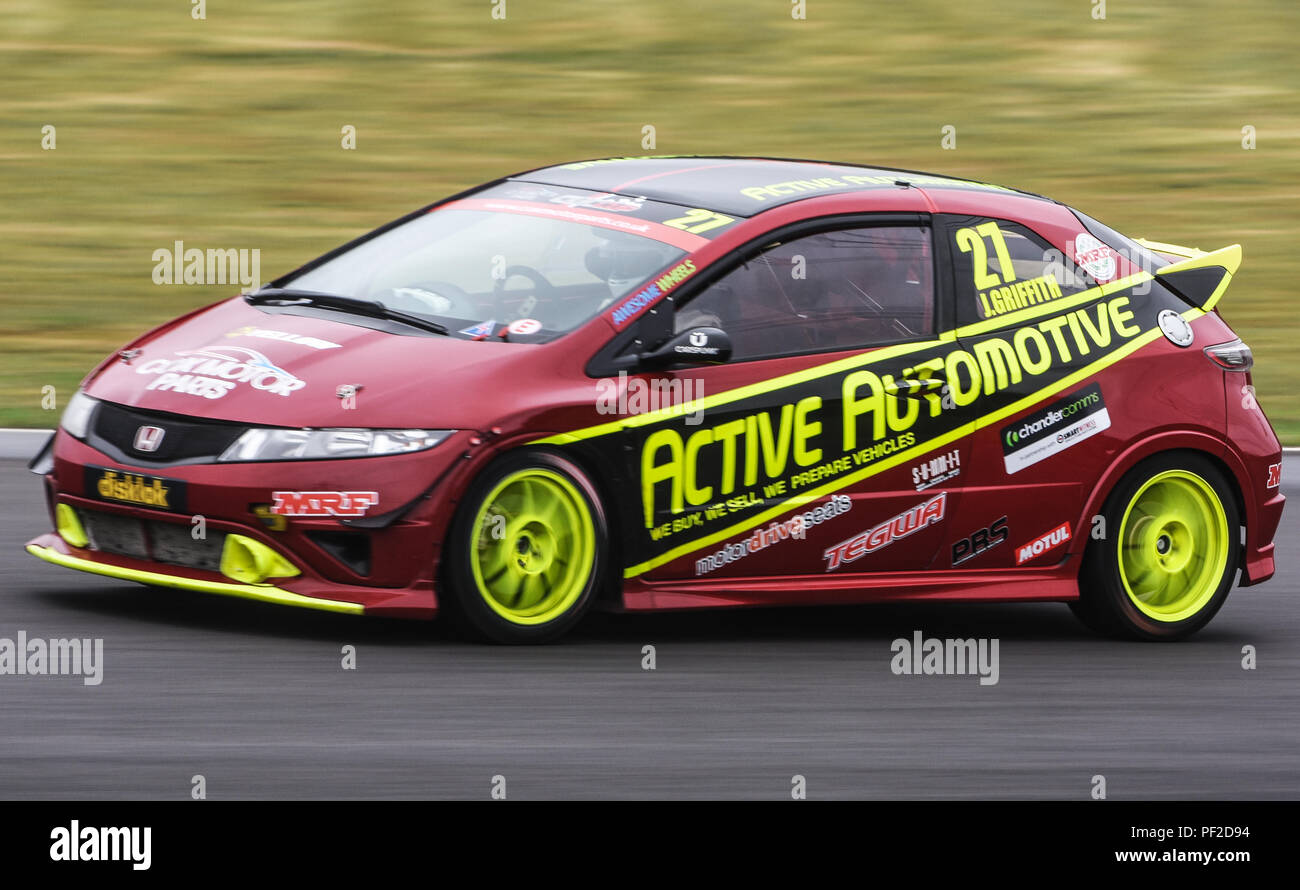 Cox motor sports campionato a Castle Combe circuito racing Foto Stock