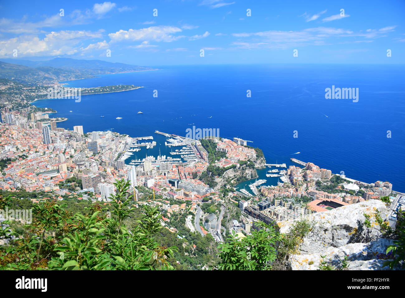 Vista panoramica di Monaco come presi da Mont Agel sulla Cote D'Azur, in Francia Foto Stock