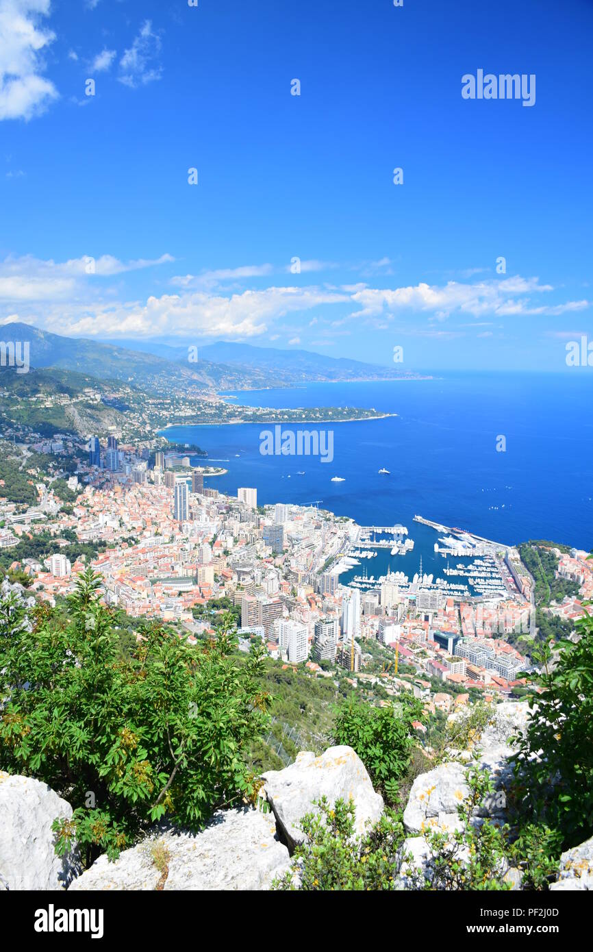 Vista panoramica di Monaco come presi da Mont Agel sulla Cote D'Azur, in Francia Foto Stock