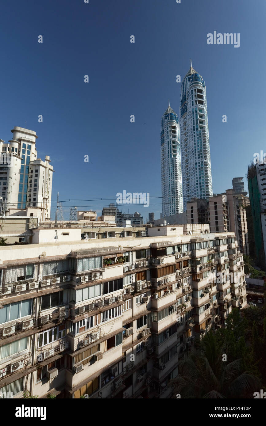 Tardeo Jehangir Boman Behram Road architetto Hafeez Contractor edificio più alto l'Imperial Twin Towers edifici residenziali, Mumbai in India. Foto Stock