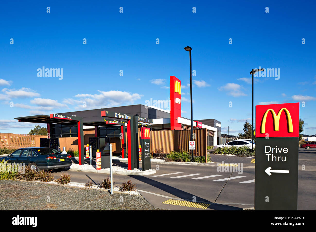 La Ballarat sobborgo di Lucas,è stato istituito nel giugno 2011.Il Borgo sarà eventualmente avere fino a 14.000 case.McDonalds aperto un nuovo McCafe nel mese di ottobre Foto Stock
