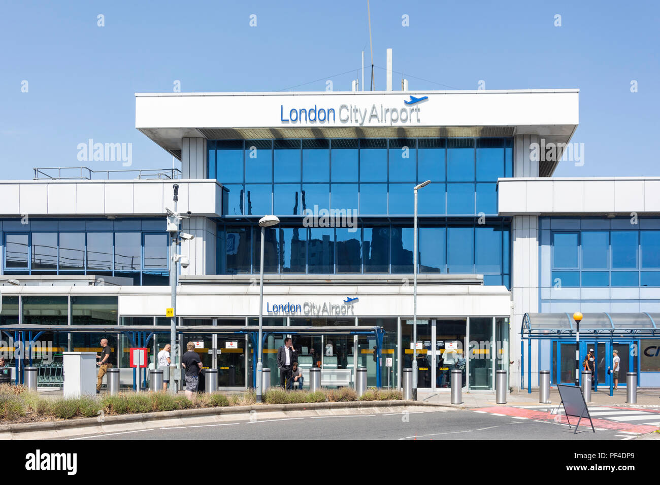 Ingresso principale, London City Airport, Silvertown, London Borough of Newham, Greater London, England, Regno Unito Foto Stock