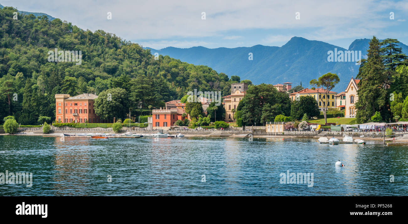 Vista panoramica a Lenno, bellissimo borgo affacciato sul lago di Como, Lombardia, Italia. Foto Stock