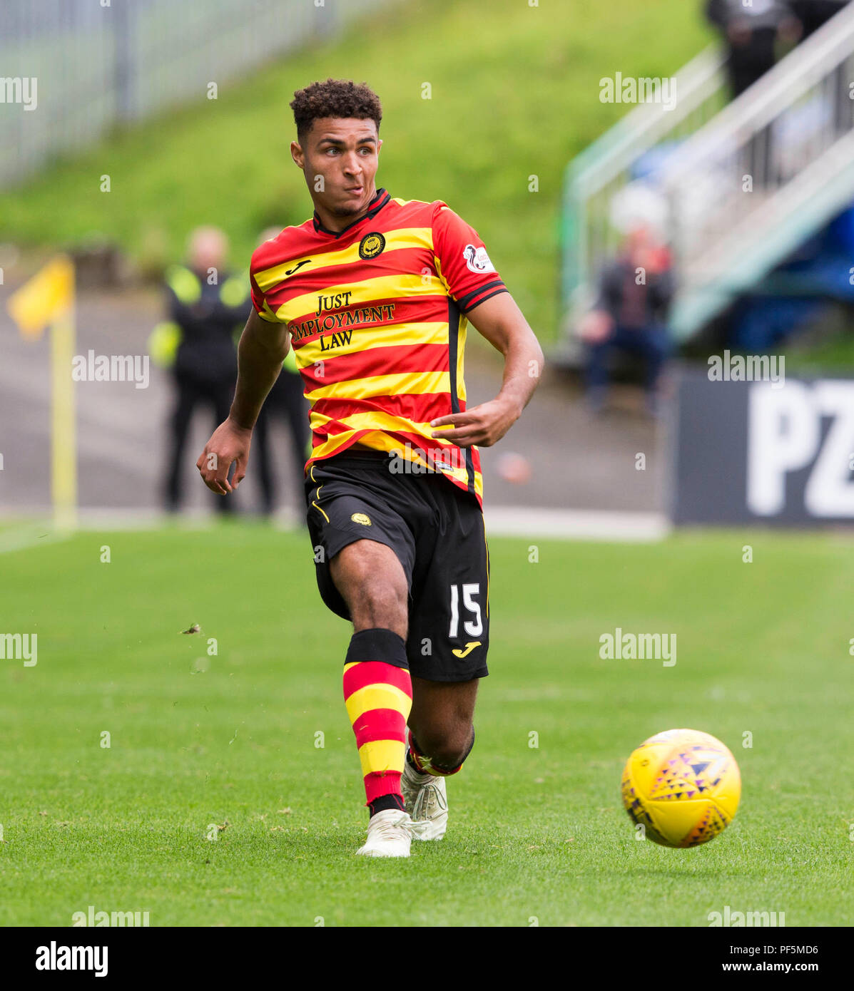 Partick Thistle Max Melbourne durante la Coppa Betfed Secondo Round corrisponde al controllo di energia in corrispondenza dello stadio Firhill, Glasgow. Foto Stock