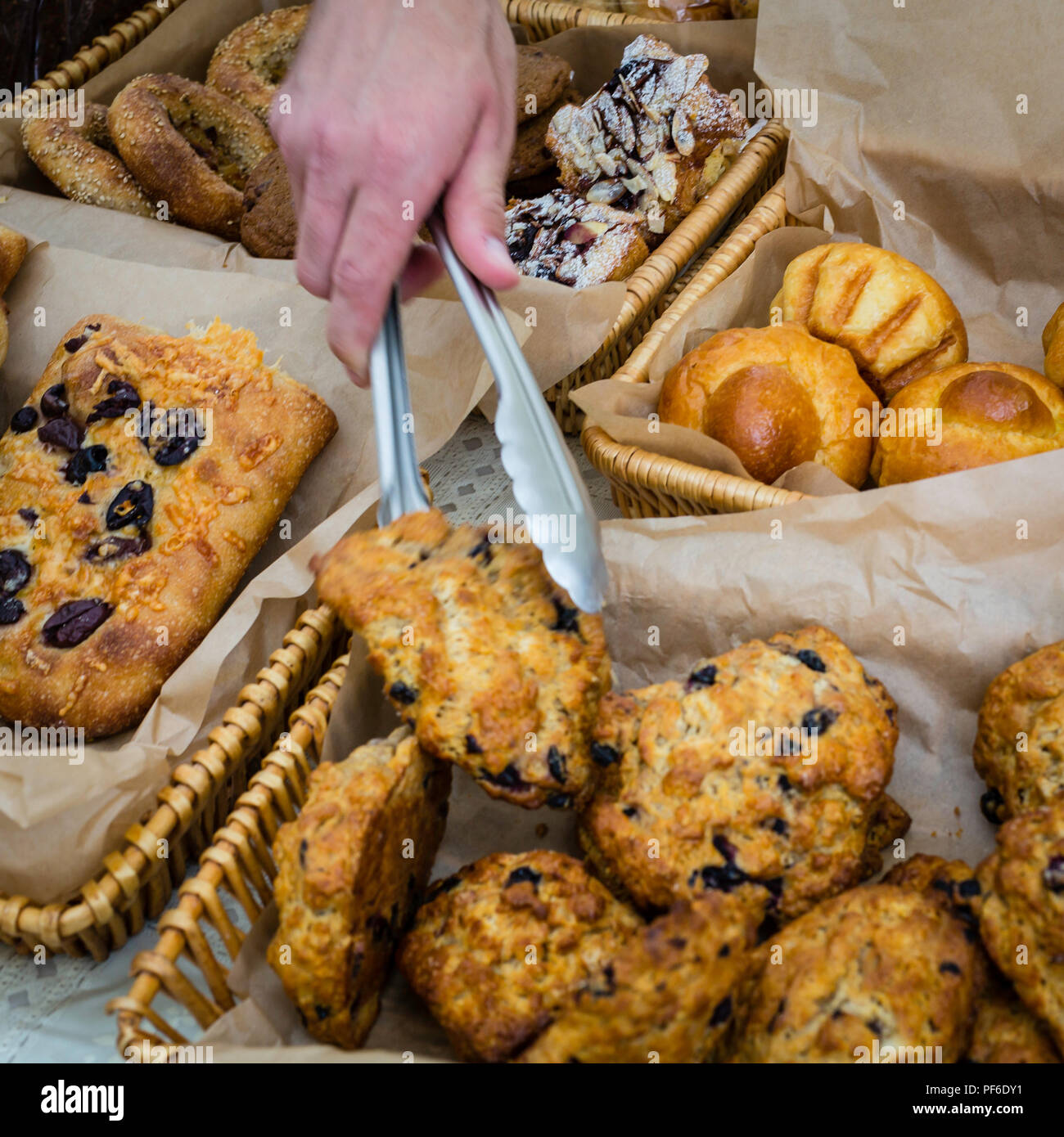 Mi fermo qui ogni domenica per il mio mirtillo scone Foto Stock