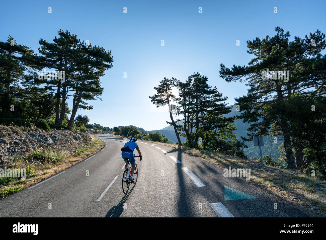Escursioni in bicicletta fino al Mont Ventoux, Francia, Europa UE Foto Stock