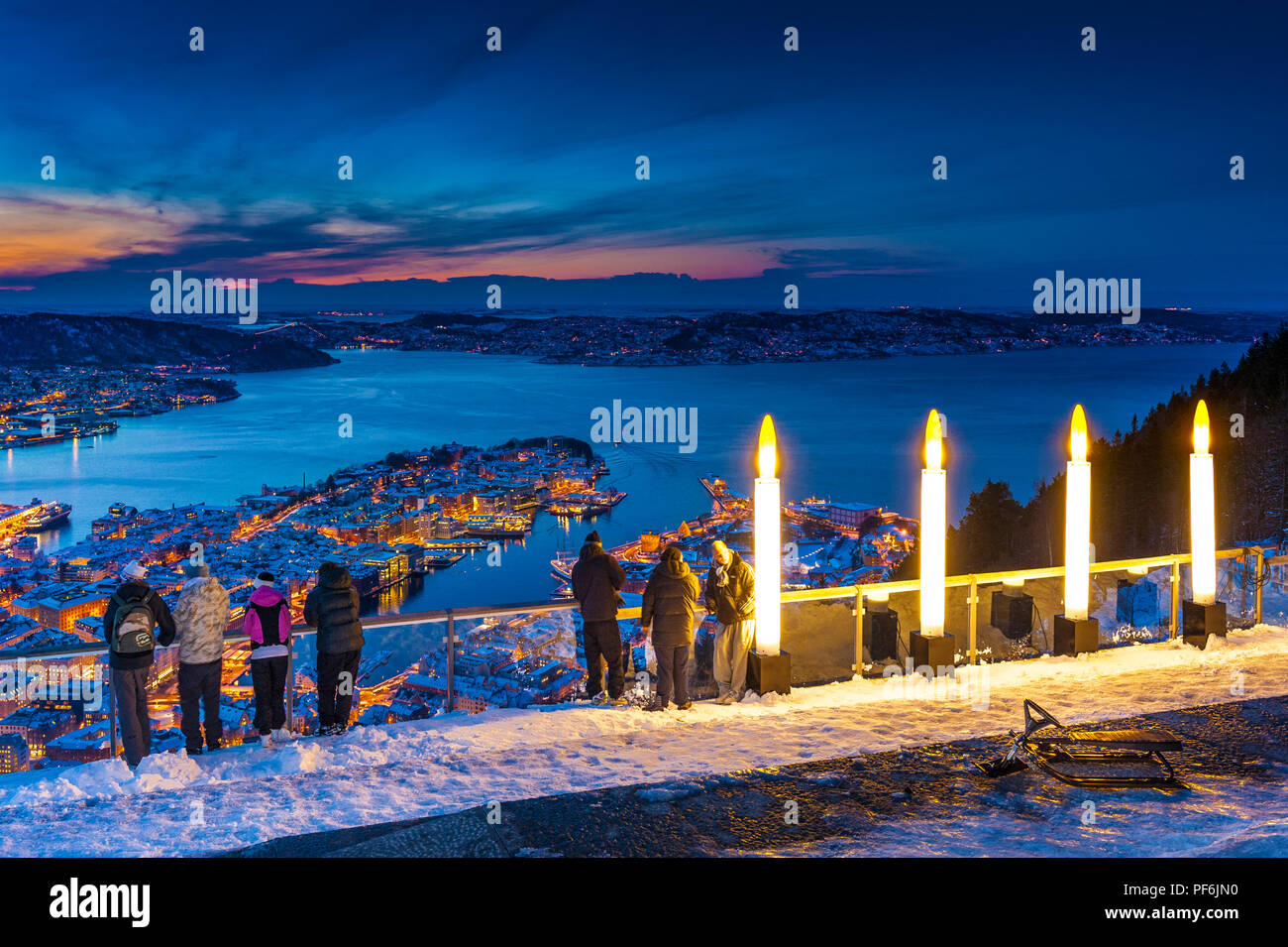 Vinternatt i Bergen Foto Stock