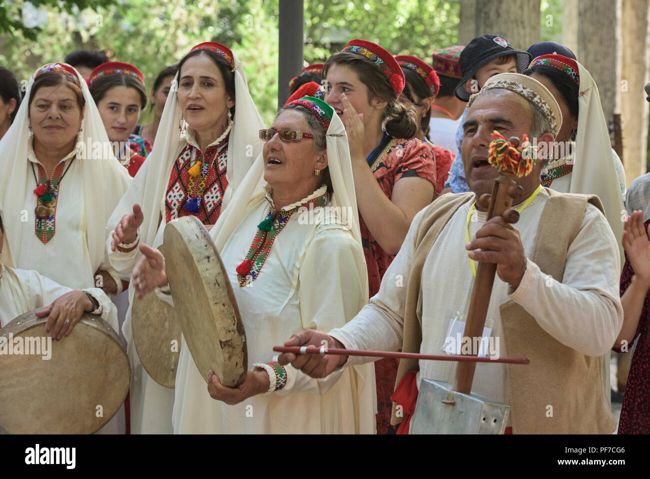 Pamiris festeggiato presso il "Tetto del Mondo" festival di Khorog, Tagikistan Foto Stock