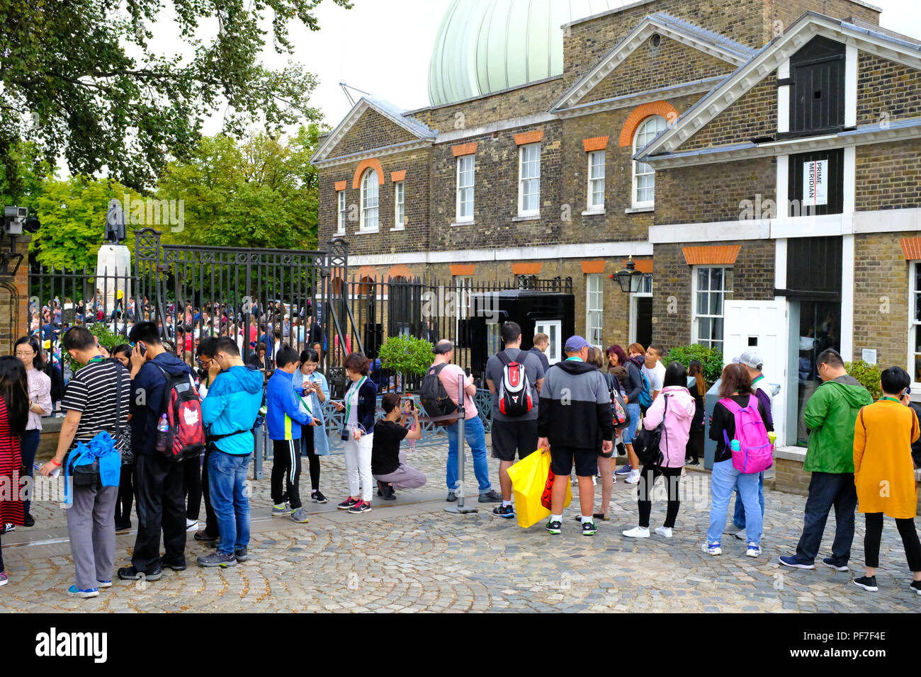 Code all'Osservatorio Reale di Greenwich London REGNO UNITO Foto Stock