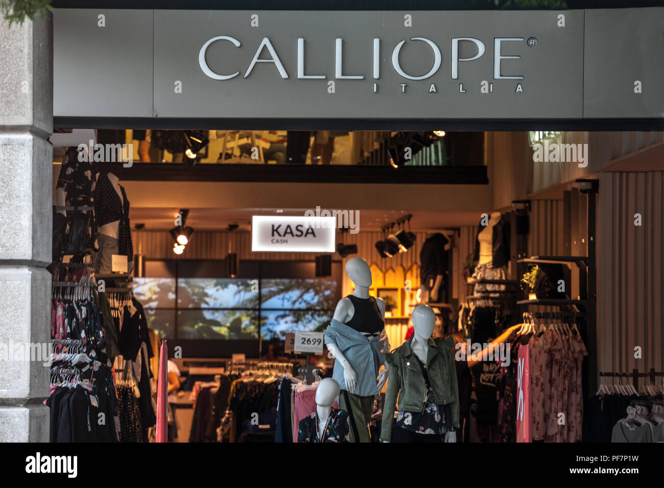 Belgrado, Serbia - Agosto 16, 2018: Calliope logo sul loro negozio principale di Belgrado. Calliope è un italiano di abbigliamento fashion retail la diffusione del marchio worldwi Foto Stock