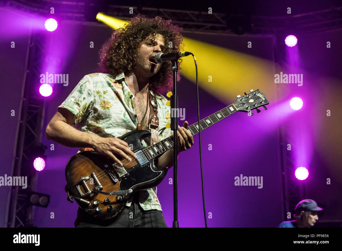 Andrew Stockdale, voce e chitarra, dalla Australian rock band Wolfmother live presso il ventiseiesimo Blue Balls Festival di Lucerna Foto Stock