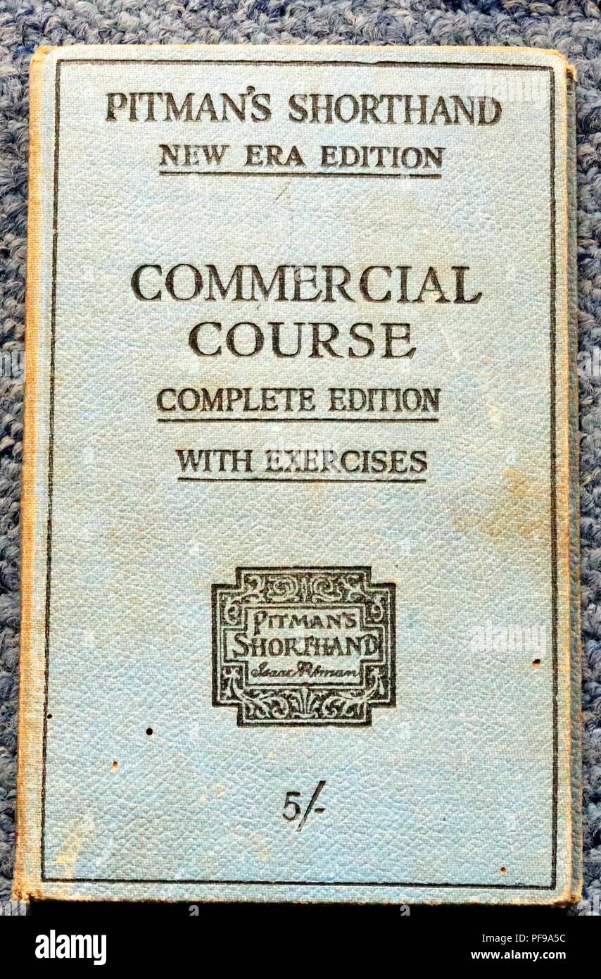 Dagli anni sessanta del Pitman di stenografia corso commerciale, era nuova edizione, Complete Edition con copertina rigida con esercizi prenota Foto Stock