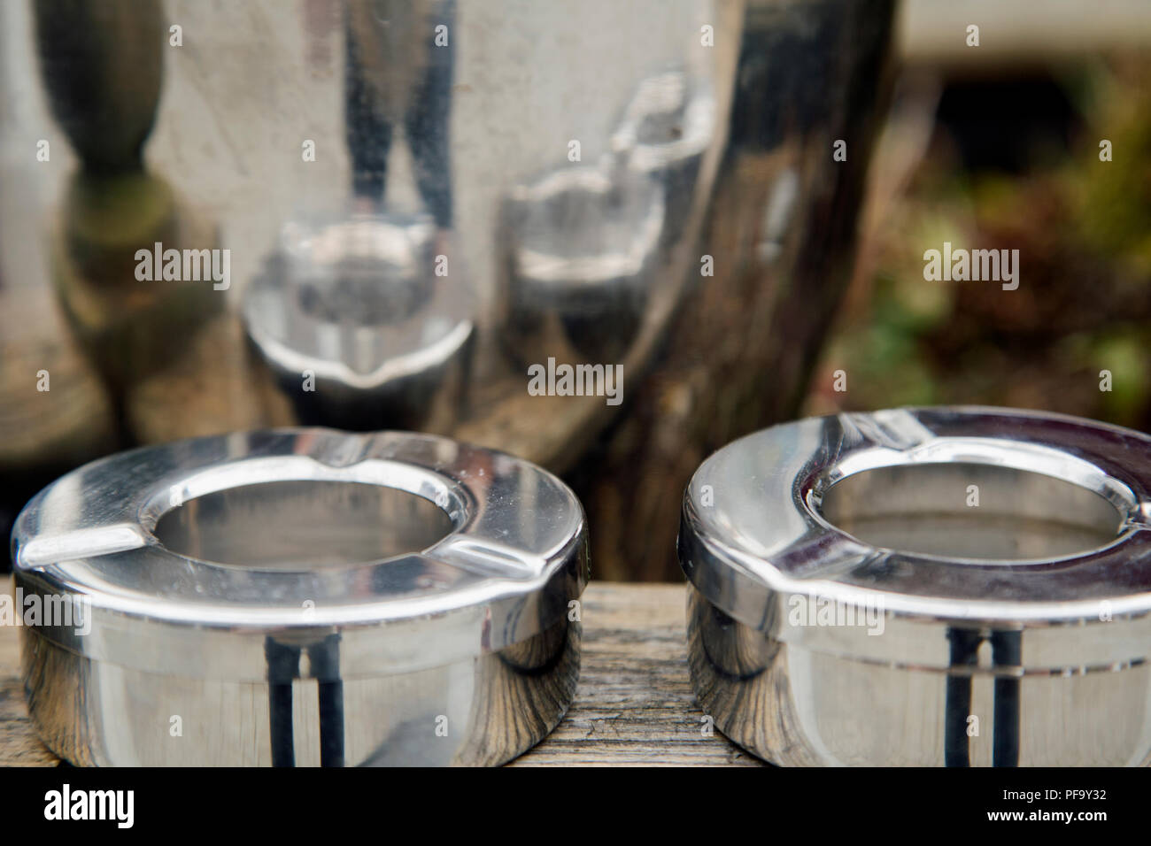 Posaceneri immagini e fotografie stock ad alta risoluzione - Alamy