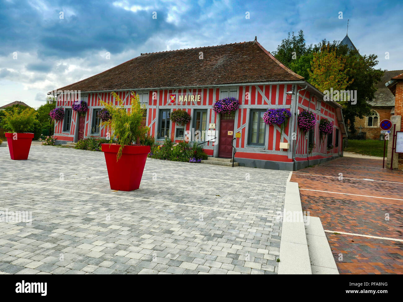 Casa vecchia, tradizionale, Lac d'Orient e Mesnil-St-Pere, Champagne Ardenne, Regione Aube, Francia Foto Stock