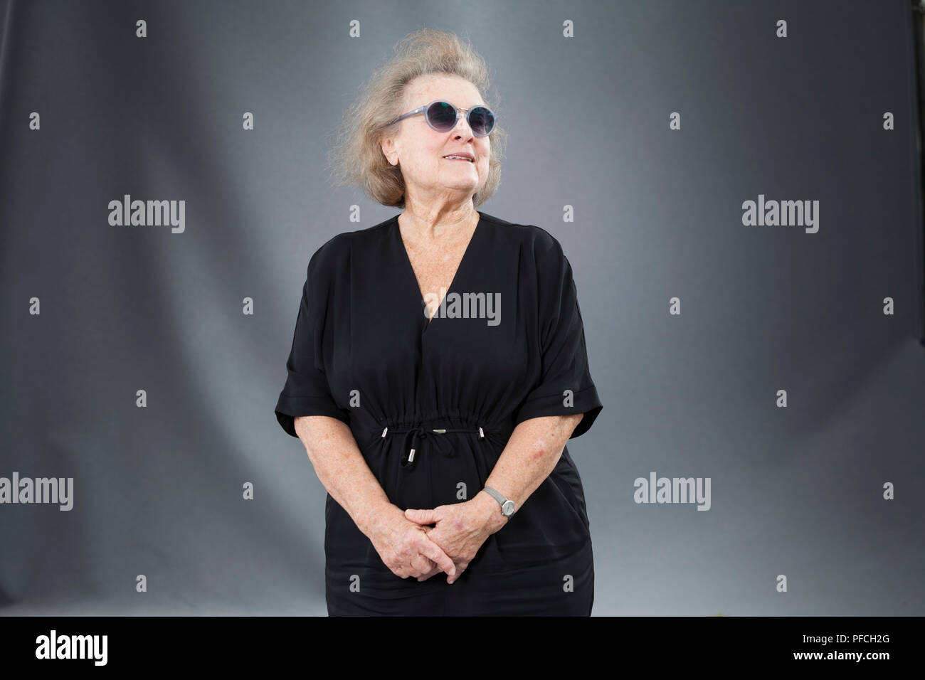 Edinburgh, Regno Unito. 21 Agosto, 2018. Lyndall Gordon è un British-Sud Africa basa nato scrittore accademico, conosciuta per le sue opere letterarie biografie. Nella foto al Edinburgh International Book Festival. Edimburgo, Scozia. Foto di Gary Doak / Alamy Live News Foto Stock