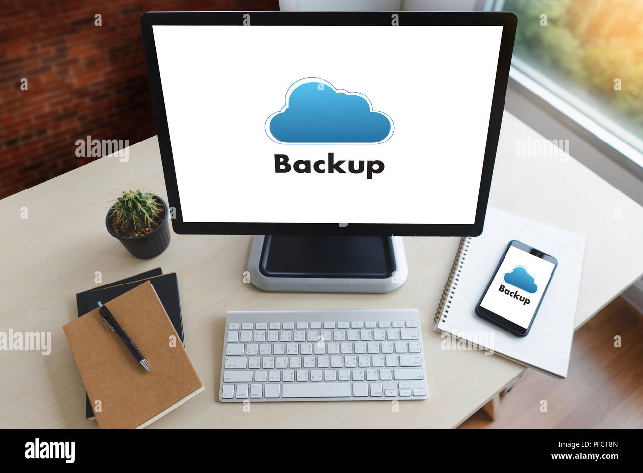 LIVE STREAMING Backup Download digitale di elaborazione un trasferimento dei dati , il download di streaming Foto Stock