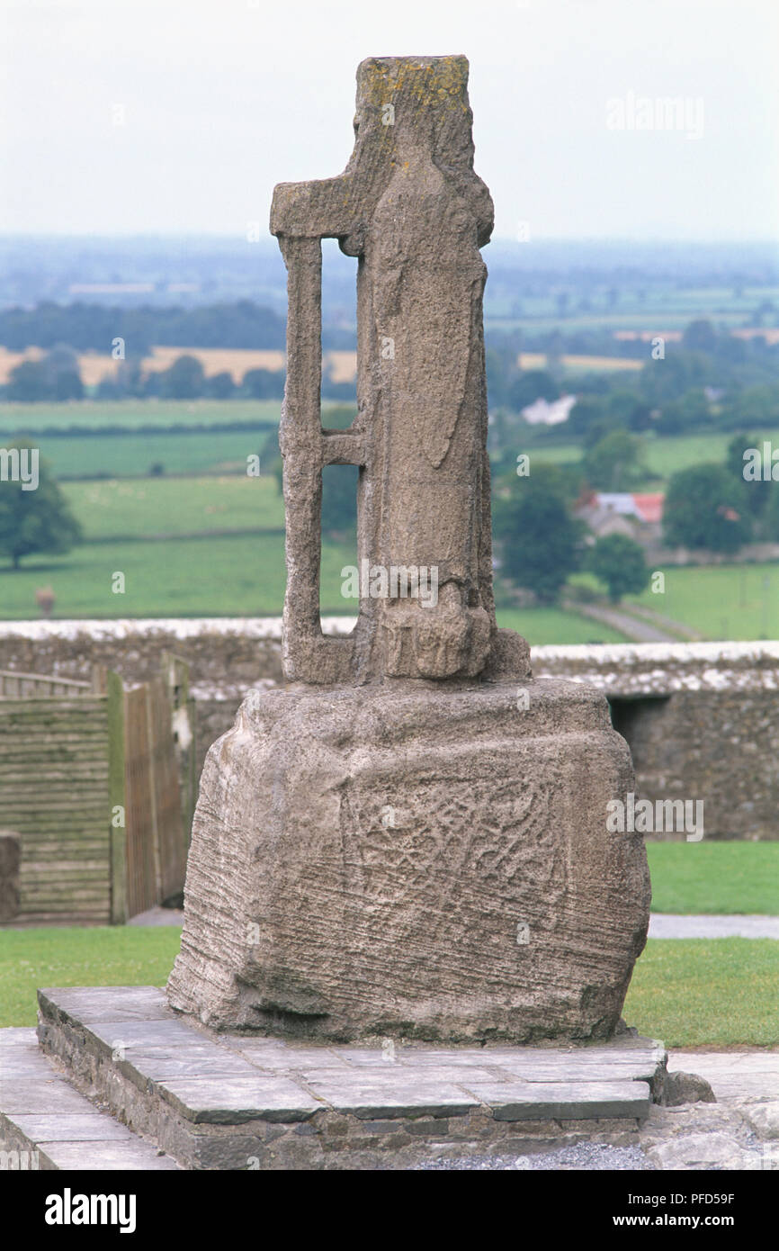 Irlanda, pietra replica del XII secolo San Patrizio croce al Cashel Foto Stock
