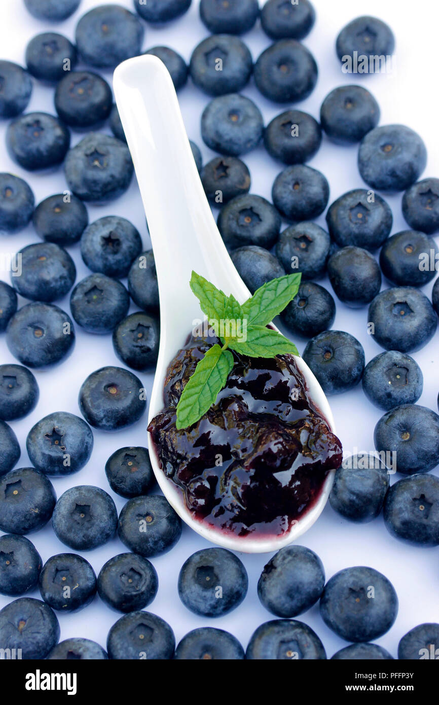 I mirtilli e marmellata. Foto Stock