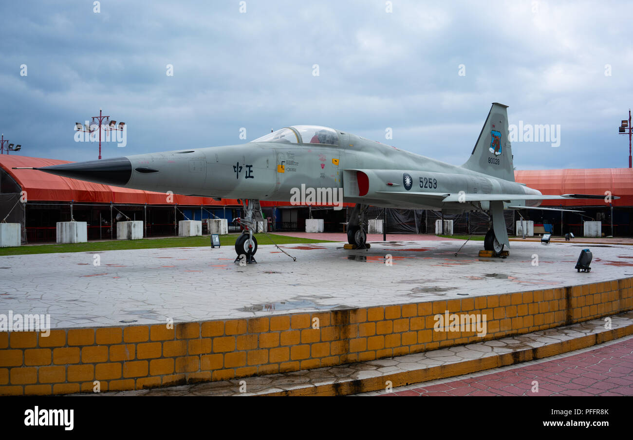 Il 28 febbraio 2018, Hualien Taiwan : taiwanese Northrop F5E jet da combattimento esposti a Hualien Taiwan Foto Stock