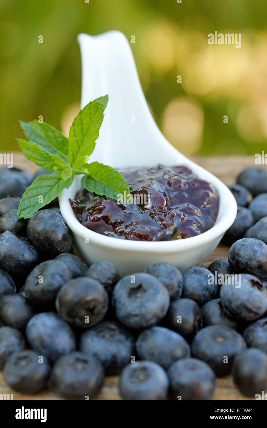 I mirtilli e marmellata. Foto Stock