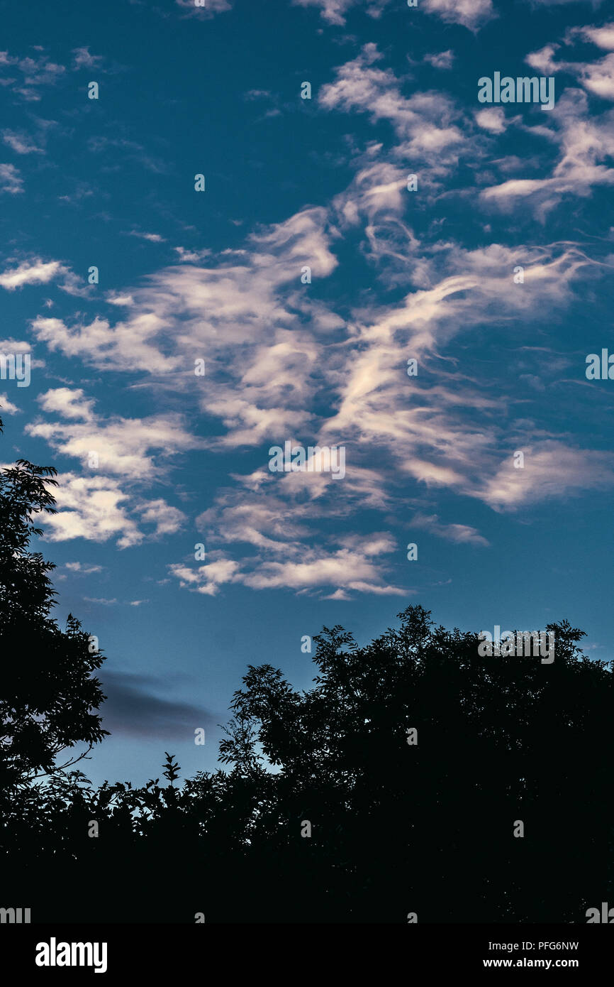 Estate tramonto con nuvole. GLASGOW, SCOZIA. Foto Stock