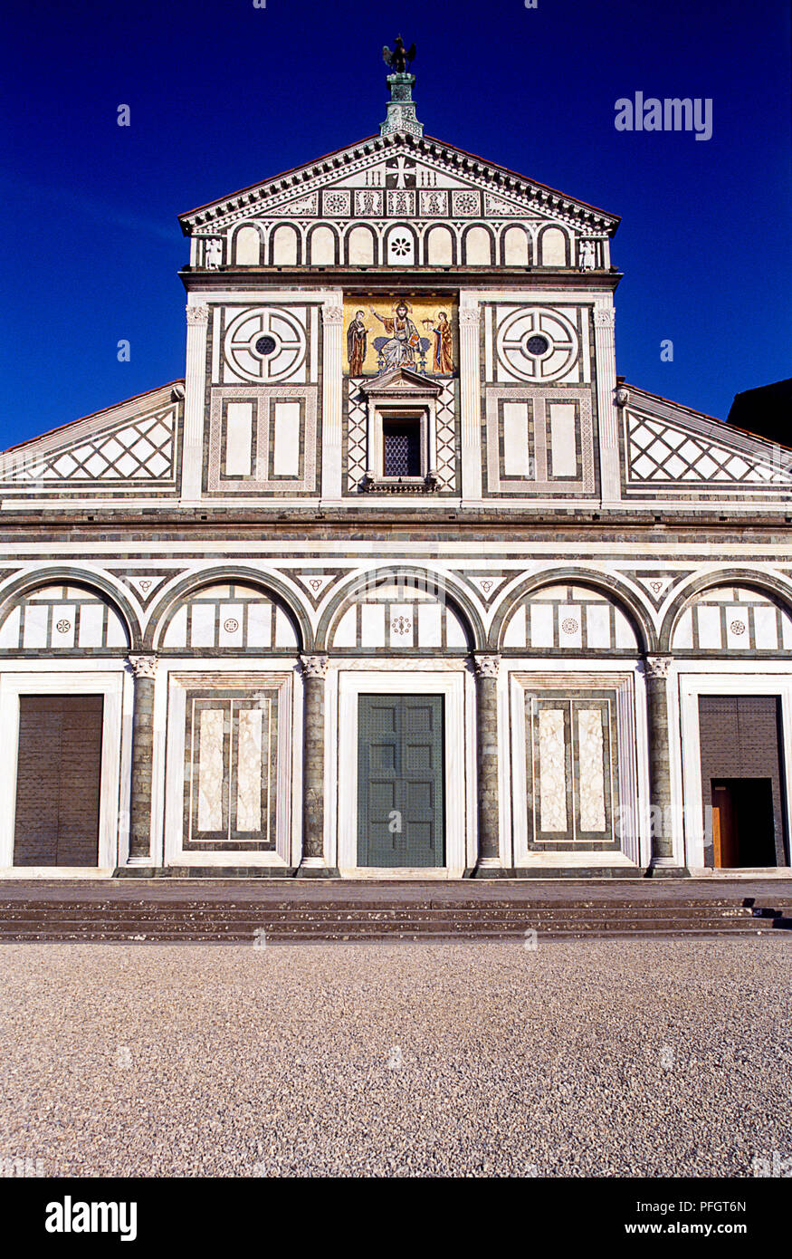 L'Italia, Toscana, Firenze, facciata di San Miniato al Monte, costruito nel 1018 Foto Stock