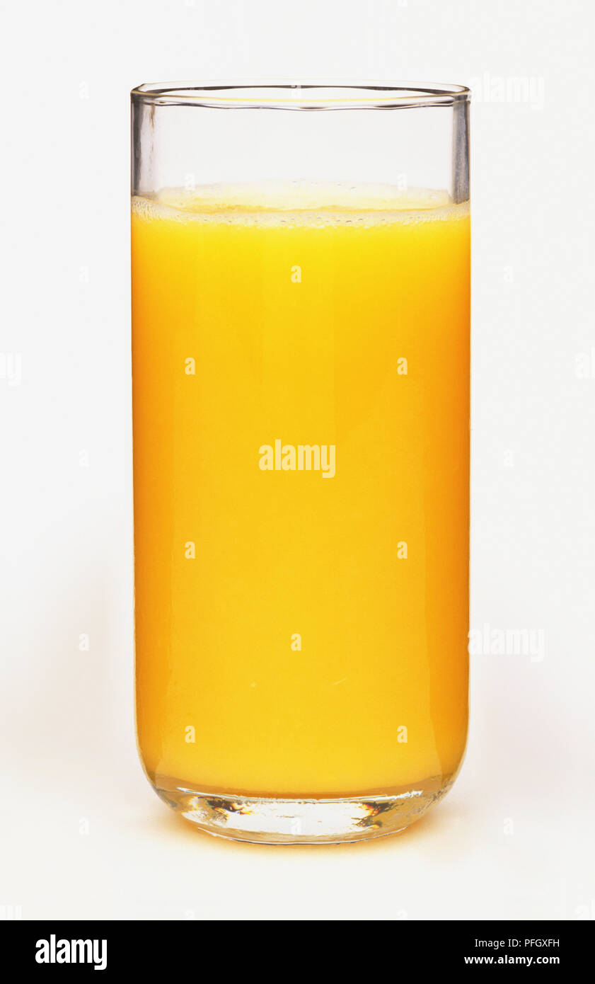 Un bicchiere di succo di arancia. Foto Stock