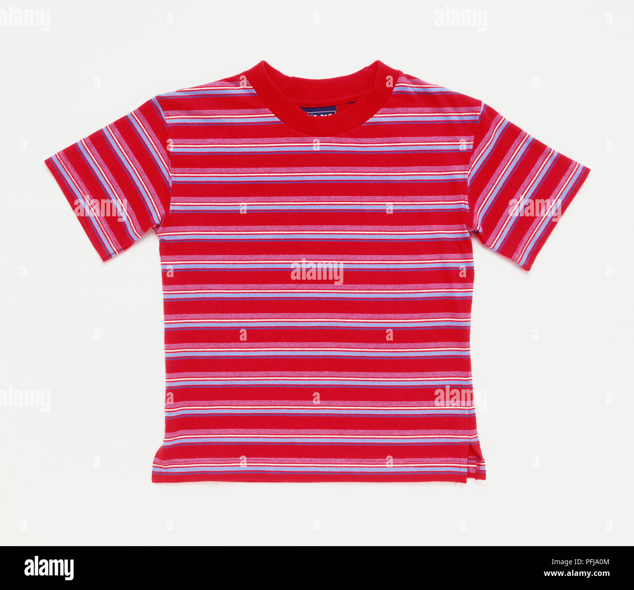 Un rosso striped t-shirt Foto Stock